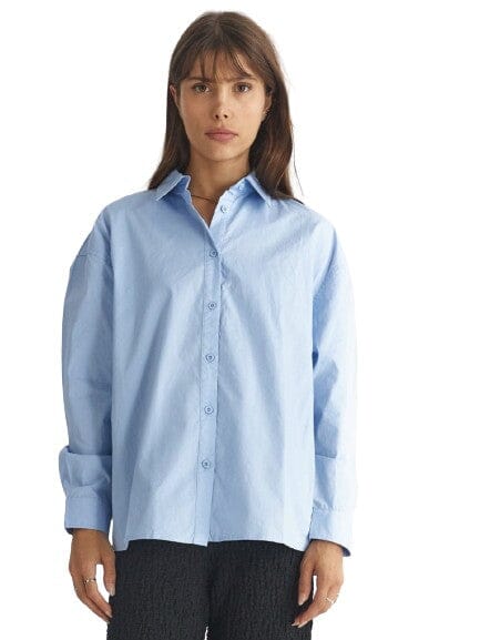 Crisp Cotton Button Down Top mom fave 